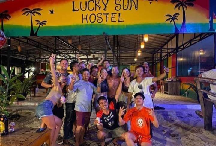 Lucky Sun Saracen Bay Koh Rong Sanloem Exterior foto