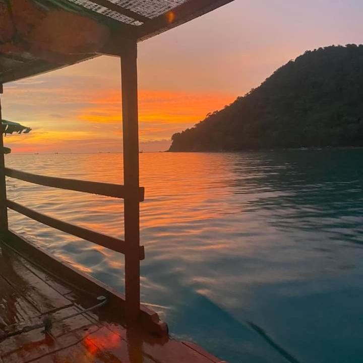 Lucky Sun Saracen Bay Koh Rong Sanloem Exterior foto