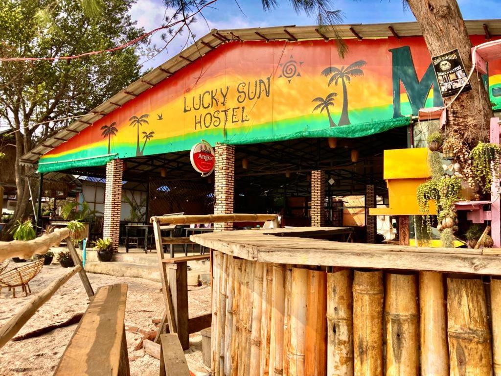 Lucky Sun Saracen Bay Koh Rong Sanloem Exterior foto